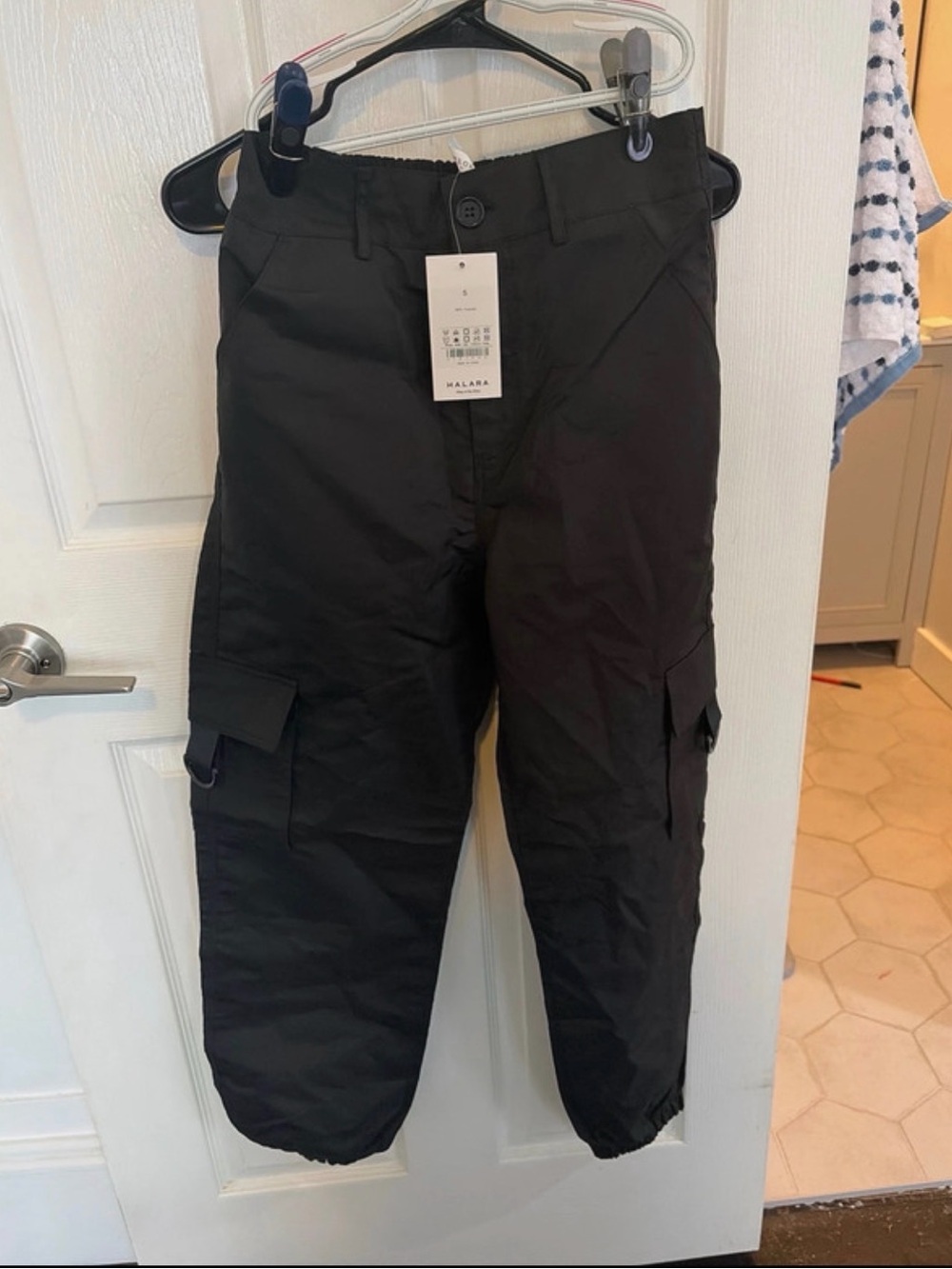 NWT halara cargo pants